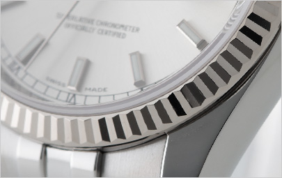 ベゼル イメージ