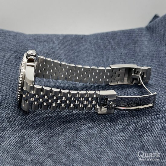 ロレックス GMTマスターII Ref.126710GRNR